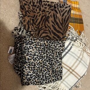 Animal Print Scarves Set